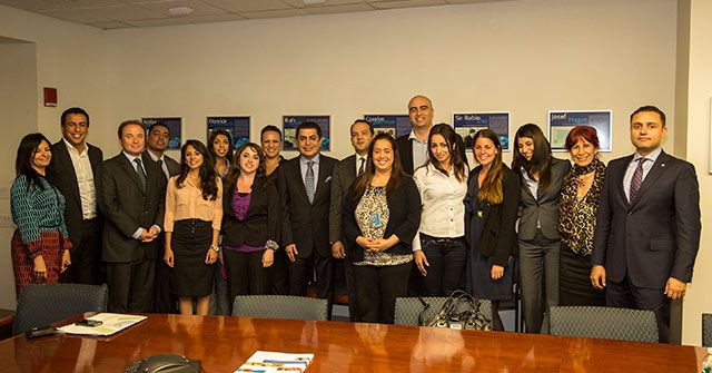 El Alto Representante de la ONU para la Alianza de Civilizaciones se reúne con los participantes en el Programa de Becas de Alianza de Civilizaciones