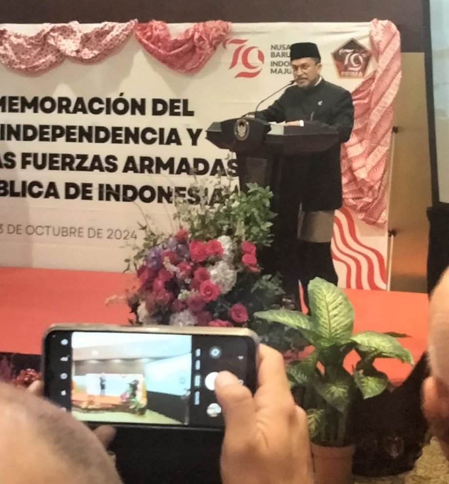 Nexos Alianza y la Asociación Nacional de la Seda la Lana y El Tapiz invitados a la Celebración del Día de la Independencia de Indonesia