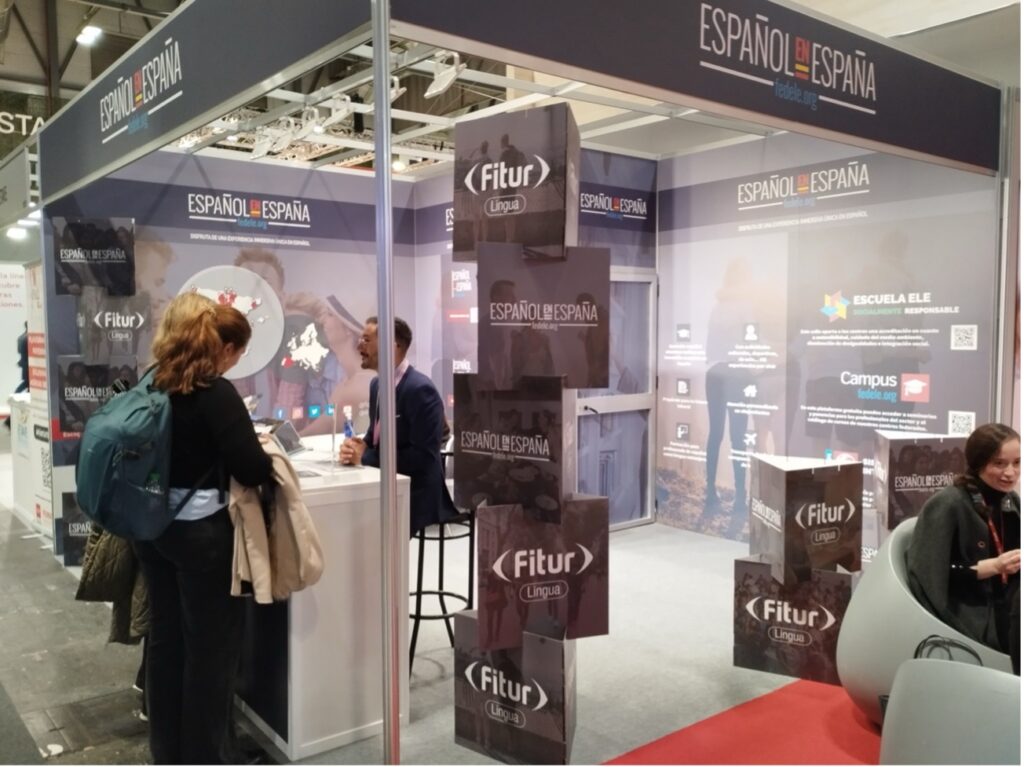 FITUR Lingua 2025 constata el alza del turismo idiomático en España con más de 158.000 estudiantes en 2024