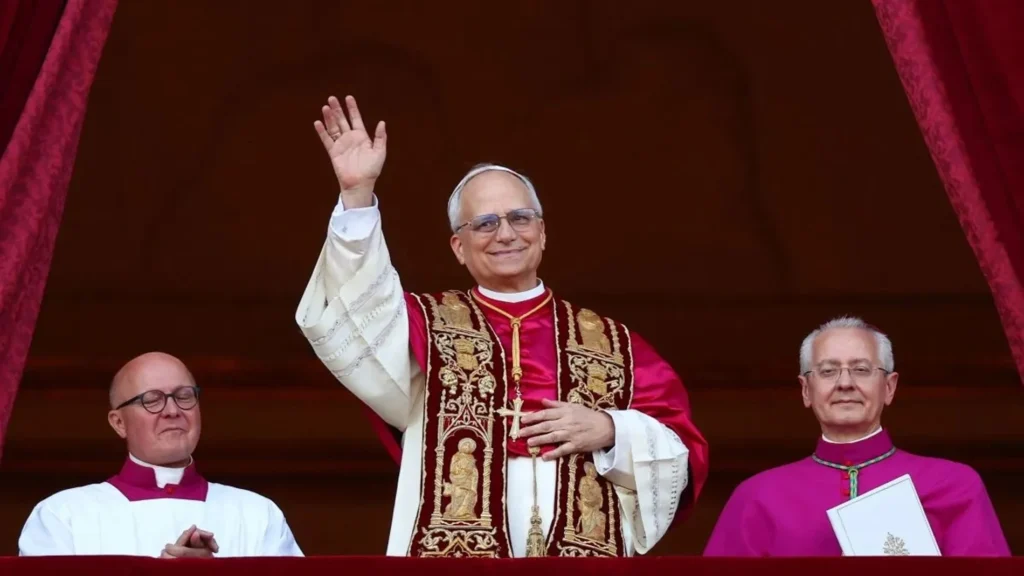 NEXOS-ALIANZA  Felicita al Nuevo Papa  LEÓN XIV, deseándole un fructífero y largo pontificado