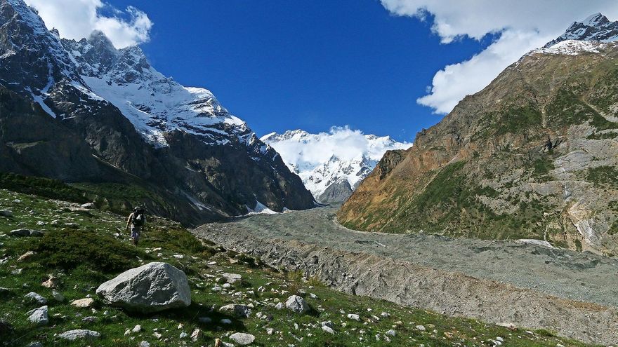 El agua y el hielo moldean el paisaje del Valle del Hunza, uno de los lugares míticos de la Ruta de la Seda. Imran Shah