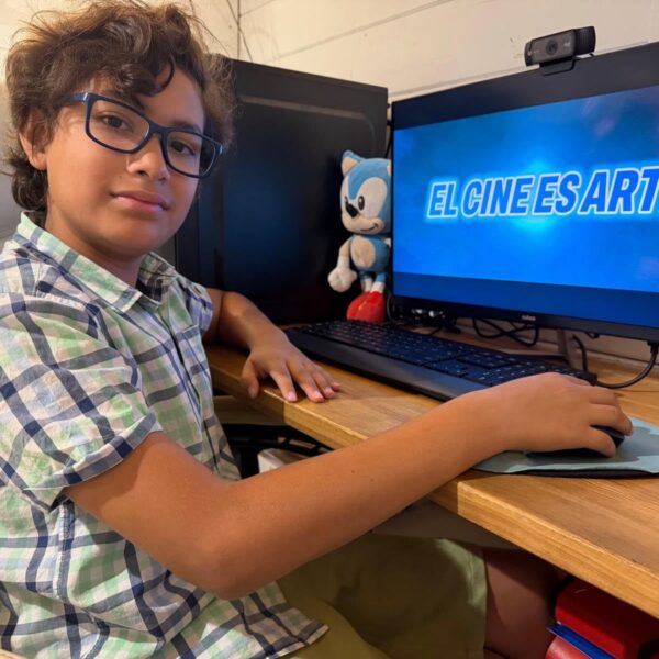 Natán Díaz ganador del premio PLURAL+