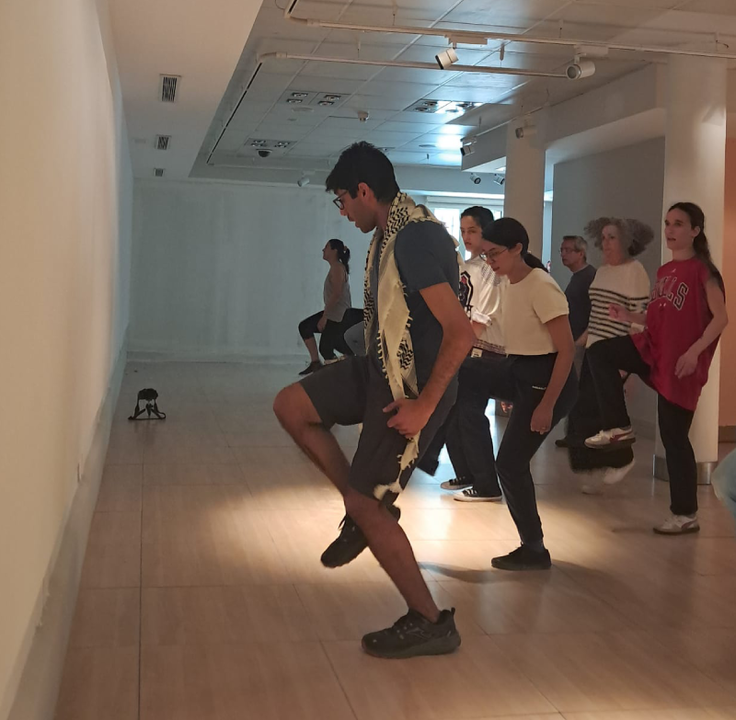 Muestra de «dabke» tras los talleres “Pasos por Palestina” 