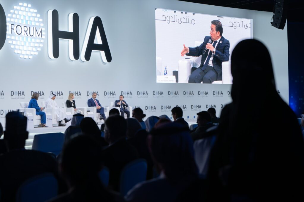 Albares defiende en el Foro de Doha una nueva diplomacia para la paz en un nuevo mundo