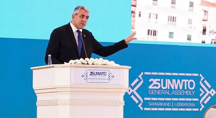 Zurab Pololikashvili (ONU Turismo): «Hay que convivir con el turismo de masas”